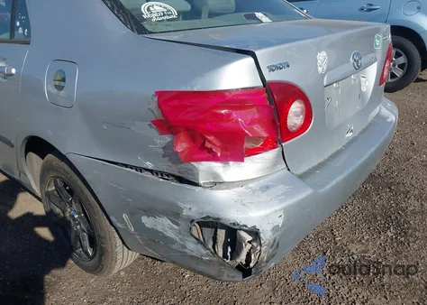 2005 Toyota Corolla Ce из США, поврежденный, VIN 1NXBR32EX5Z401172